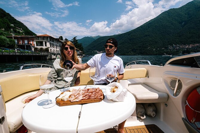 1 Hour Private Cruise on Lake Como Motoscafo Cranchi - Getting On: Meet at Lungo Lario Trieste 28, Como
