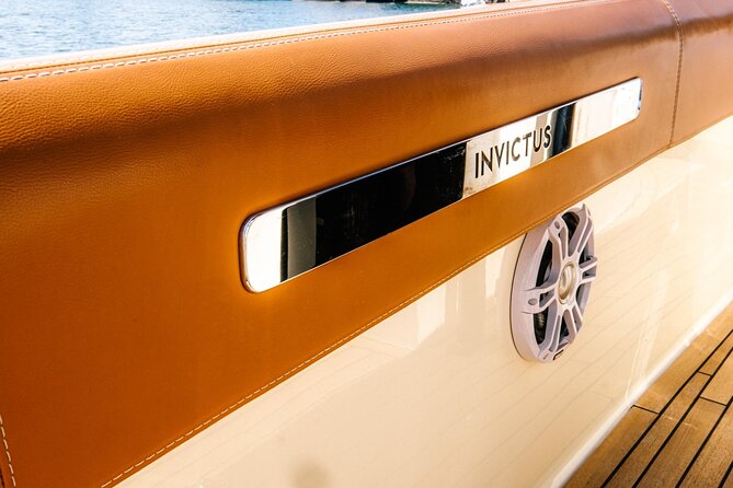 1H Luxury Cruise Como Lake Tender Yacht Invictus 9 Pax - Torno and the Il Sereno Area: Villa Pliniana, Troubetzkoy, and Ghost Legends