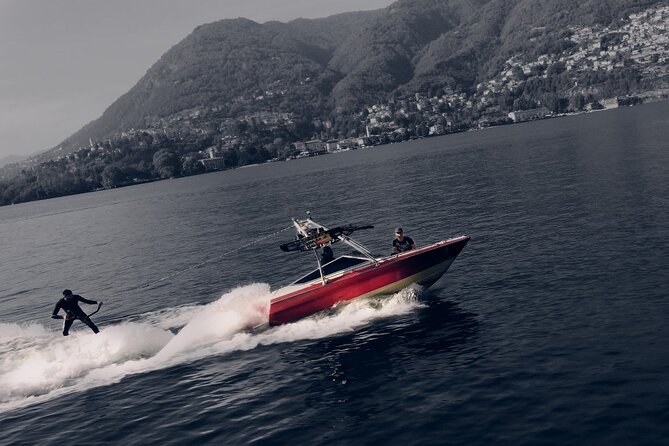 1H Wakeboard and Wakesurf on Lake Como with Mastercraft Boat - Entering Lake Como Wakeboard Mode on a Mastercraft