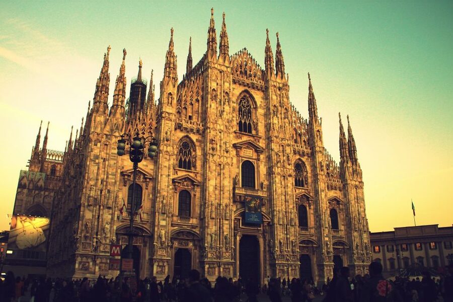 2-Hour Milan by Night Walking Tour - Starting at Piazza della Scala, under Leonardo da Vinci