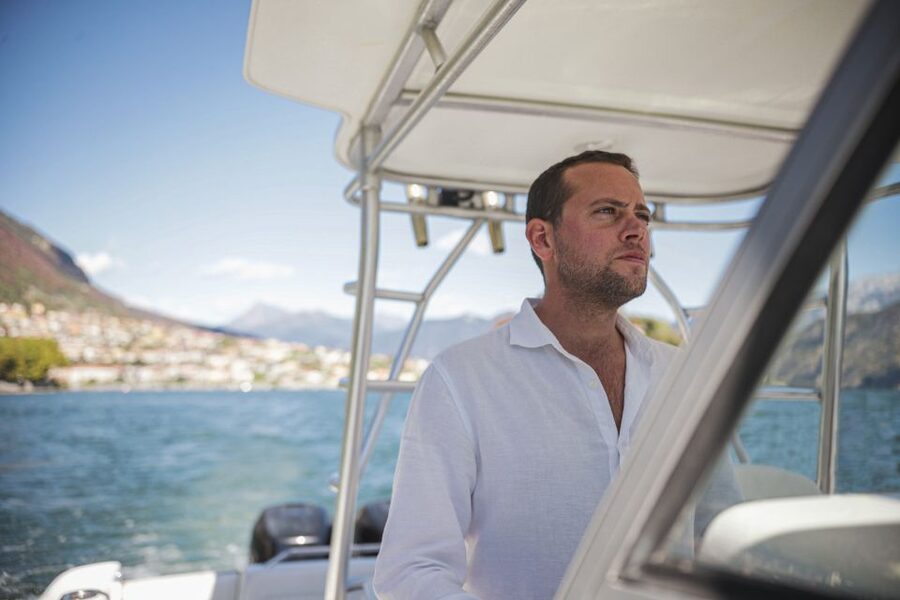 2 hours Private boat tour on lake of Como - Captain Giovanni on board: expert help, not just transportation