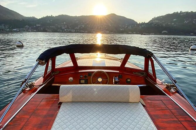 2 Hours Private Wooden Boat Tour on Lake Como 6 pax - Villa Olmo and the Odescalchi Connection: Neoclassical Como From the Water