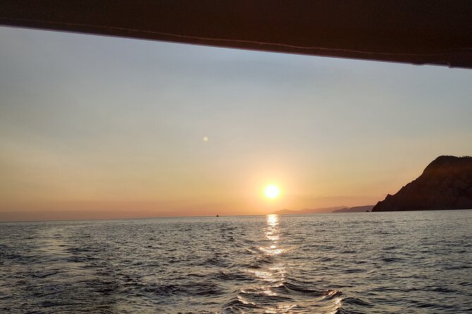 2 Hr Shared Cinque Terre Sunset Cruise with Swim Stop {wine inc!} - Sunset Cruise Value: Seeing Cinque Terre after the crowds start to fade