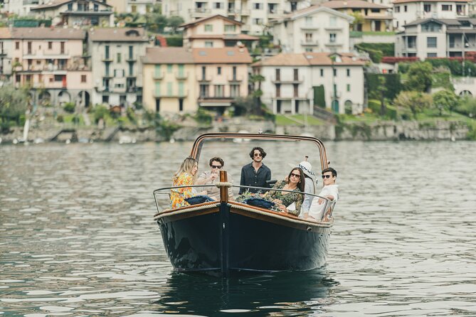 3 hours Private Boat Tour on Lake Como Bellagio - On-board touches: Bluetooth music, food and drinks, and the guide’s role