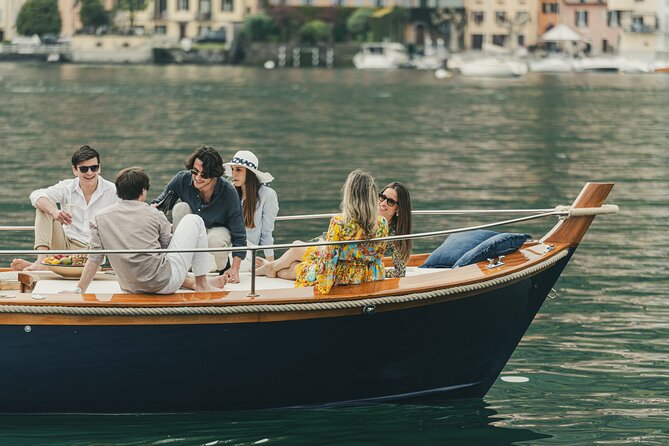 3 hours Private Boat Tour on Lake Como Bellagio - Lezzeno meeting point and pickup: the small details that affect your timing