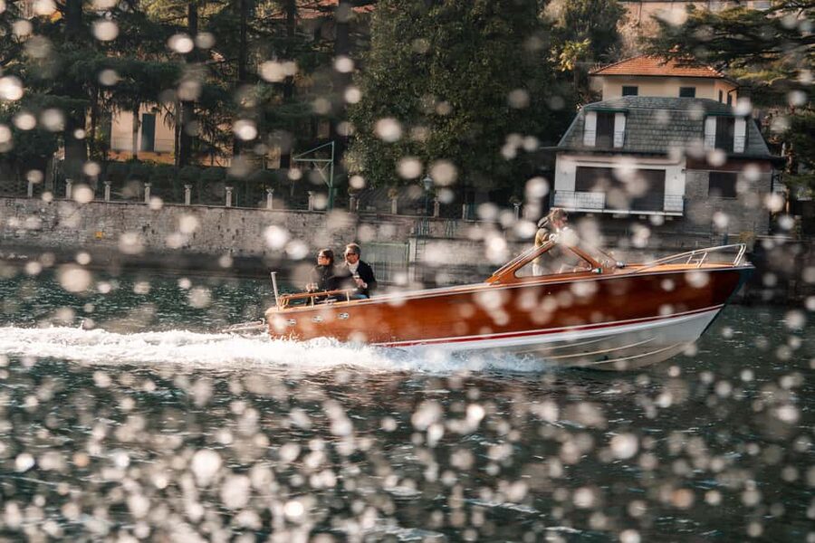 3 or 4 hours Classic Wooden Boat Tour with Prosecco - FAQ