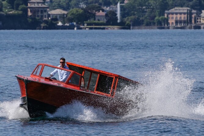 4 Hours Private Wooden Boat Tour stop Bellagio Varenna 6 pax - Celebrity-villa shoreline: Laglio, Moltrasio, and the Oleandra pass