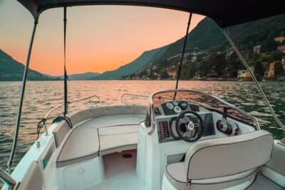 Be the Captain : Drive Your Own Boat on Lake Como