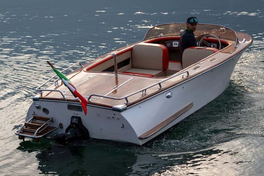 Bellagio/Menaggio: Private Trip on a Vintage Wooden Boat - Choosing your Lake Como starting point: Bellagio, Menaggio, Varenna, or Tremezzina