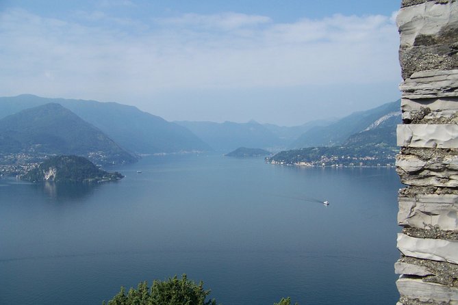 Bellagio, the pearl of lake Como. The village and the surrounding area - Villa Melzi gardens: your first big photo hit and the plant story