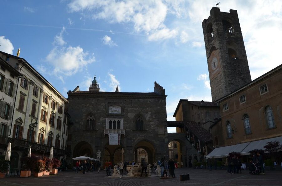Bergamo: 2.5-Hour Private Upper Town Tour - Rocca views: fortress history you can feel in your feet