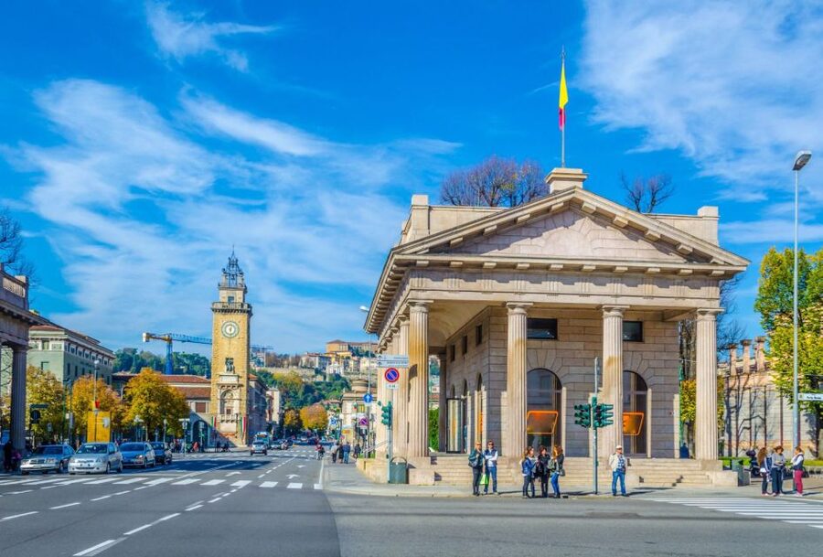Bergamo: Private Walking Tour - Palazzo della Ragione porch to Piazza Duomo: a route with meaning