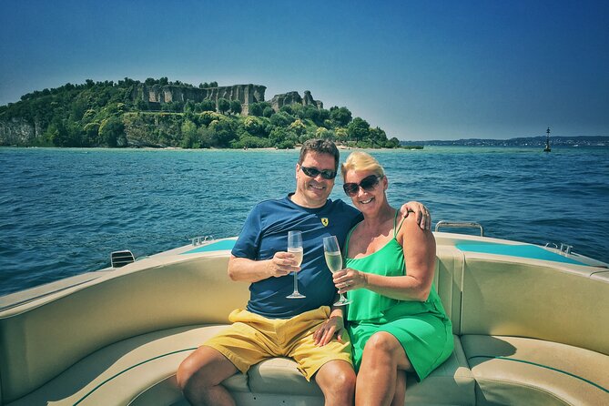 Boat Tour of Isola del Garda - Setting Off From Sirmione: What a 90-Minute Private Cruise Feels Like