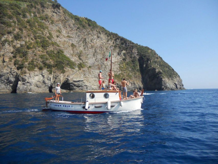 Cinque Terre: 2-Hour Private Boat Tour - Guvano Beach snorkeling: what is included and why it matters