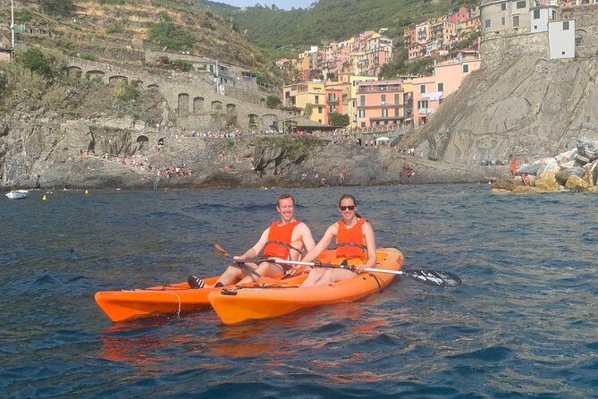 Cinque Terre Kayak Adventure from Riomaggiore - Guides, Group Size, and Single vs Double Kayaks