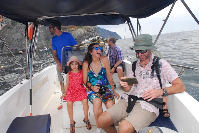 Cinque Terre Pesto Making Class, Boat Tour and Lunch - Group size, families, and how to prepare so nothing slows you down