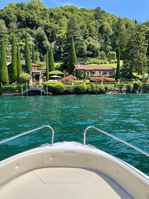 Como: 2-Hour Boat Rental on Lake Como - Villa D’Este, Villa Pizzo, Villa Erba, and the Versace Shoreline