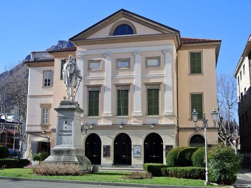 Como: 2-Hour Walking Tour - Gothic Duomo area and Basilica of San Fedele stops