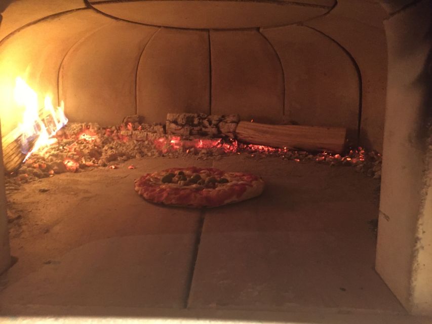 Como Area: Pizza Training Experience - Key things that make this Como pizza class worth your time