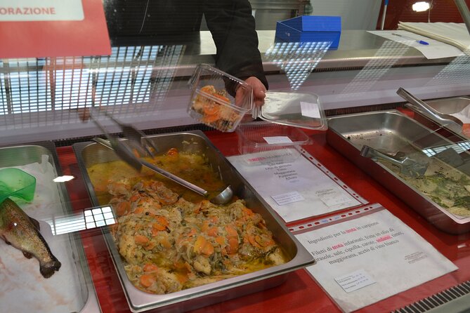 Como Food Tour and the Farmers Market - Piazza Cavour finish by the lake: a clean landing spot for your next move