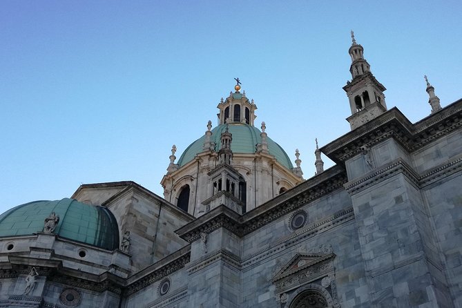 Como: Guided City Tour - Meeting at Piazza Cavour and Getting Your Bearings Fast