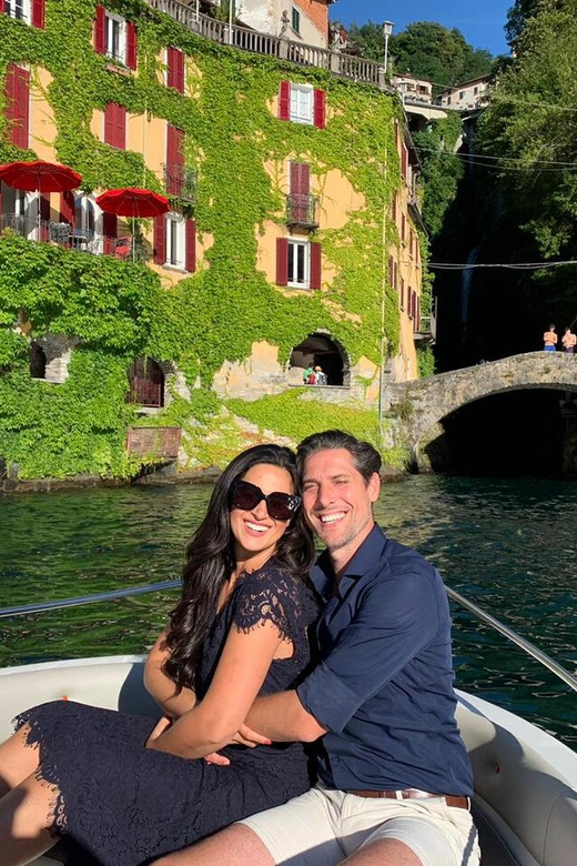 Como: Lake Como Private Boat Tour with Wine - Como and Cernobbio, where the famous terraces start to make sense