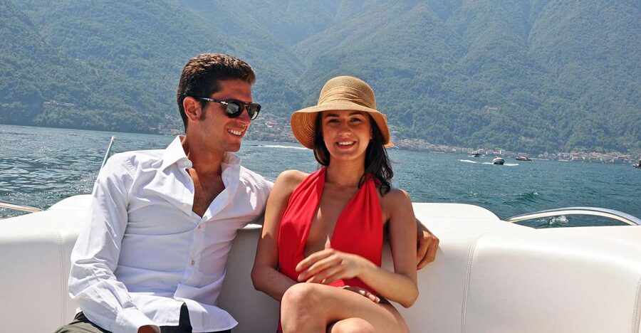 Como: Lake Como Private Modern Speedboat Tour with Prosecco - The 1-Hour Route: Como to Urio with Villa Erba, Villa d’Este, and Photo-Time Stops