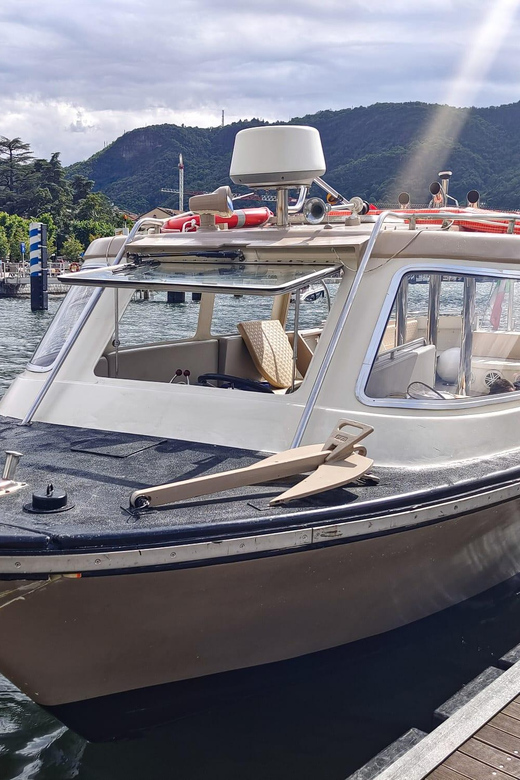 Como: Lake Como Shared Boat Tour - More famous residences: Versace’s Villa Fontanelle and Villa Punta Torriggia