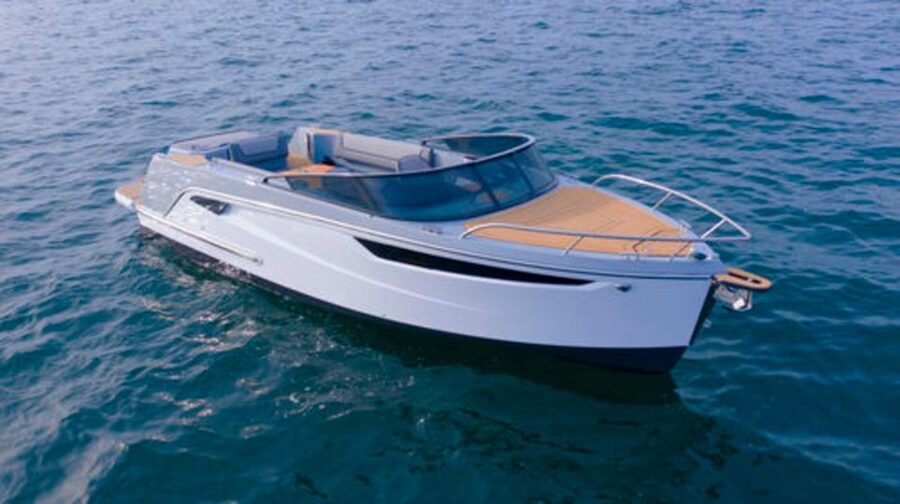 Como: Luxury Boat Tour on Lake Como - il Sereno, Torno, and Blevio: luxury names with a lived-in shoreline feel