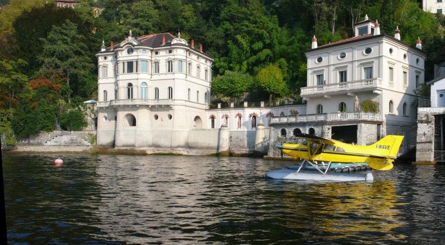 Como: Luxury Boat Tour on Lake Como - Mandarin Oriental and the villa stops that close the loop