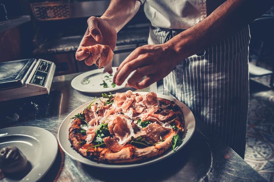 Como: Premium Pizza-Making Class at a Pizzeria - The 2.5-hour flow: bruschetta pause, dough work, then the wood-fired bake