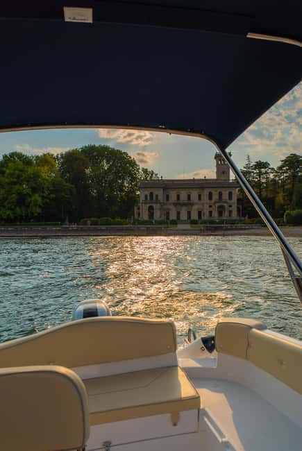 Como: Private 1-Hour Boat Rental - Timing, weather changes, and planning your photos