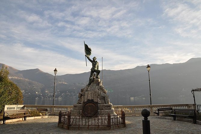Como: Small-Group 2 Hours Walking Tour - Piazza Cavour, a Square Built Over Time and Flood Risk