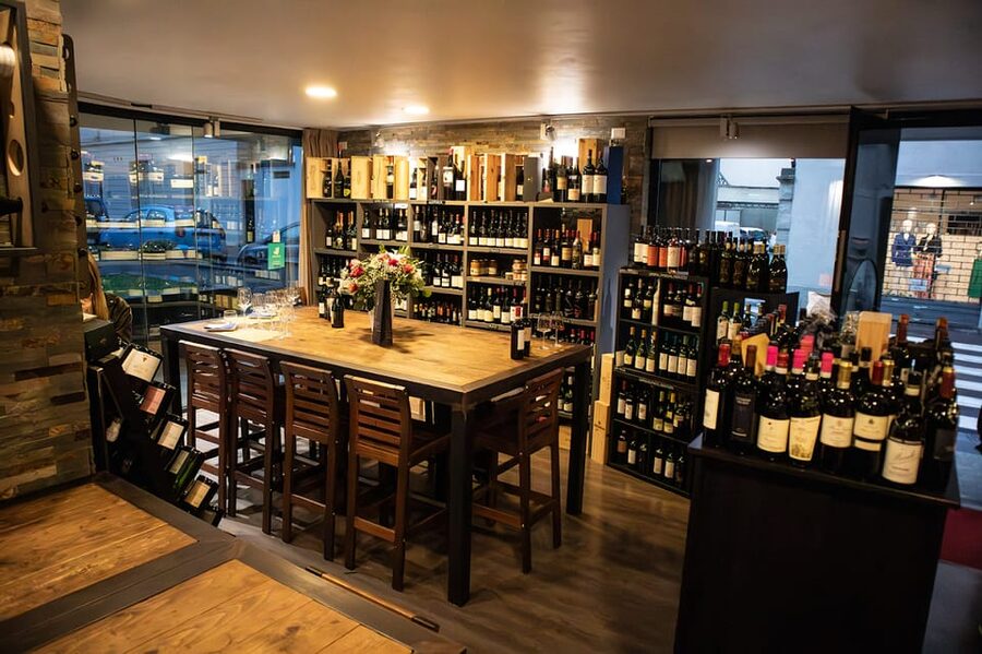 Como: Wine Tasting Experience with Cheese and Cold Cuts - Como wine tasting at Enoteca Capitan Drake, why it’s such a good fit