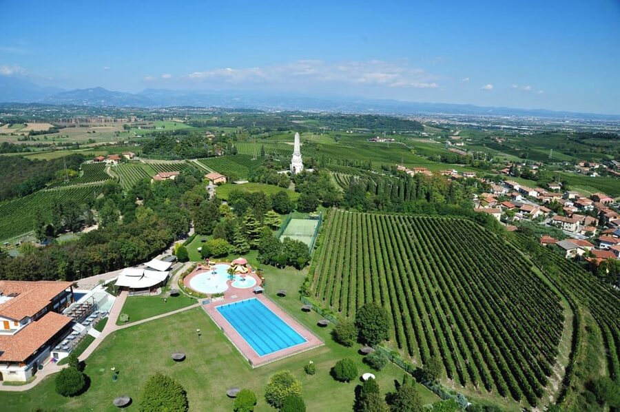 Custoza: Picoverde Water Park Skip-the-Line Ticket - Settling into the pool deck and comfort zone