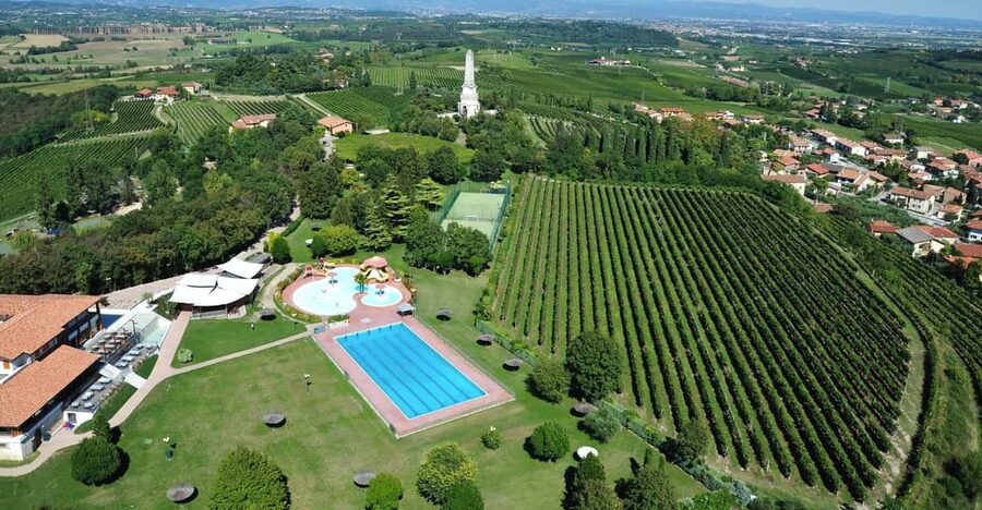 Custoza: Picoverde Water Park Skip-the-Line Ticket - Facilities that make the day easier, not just wetter