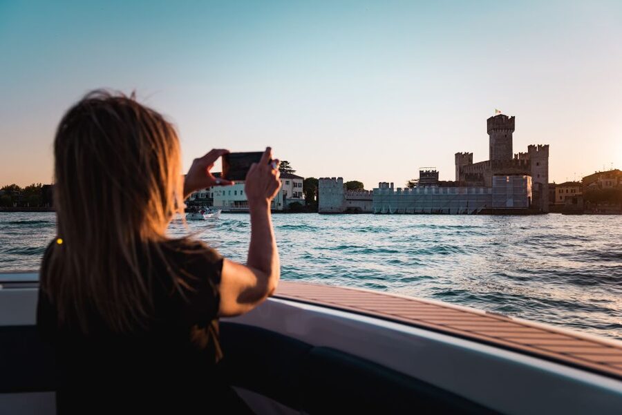 Desenzano del Garda: Sunset Boat Trip at Sunset with Drink - Key Things to Know Before You Go