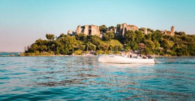 Desenzano del Garda: Sunset Boat Trip at Sunset with Drink