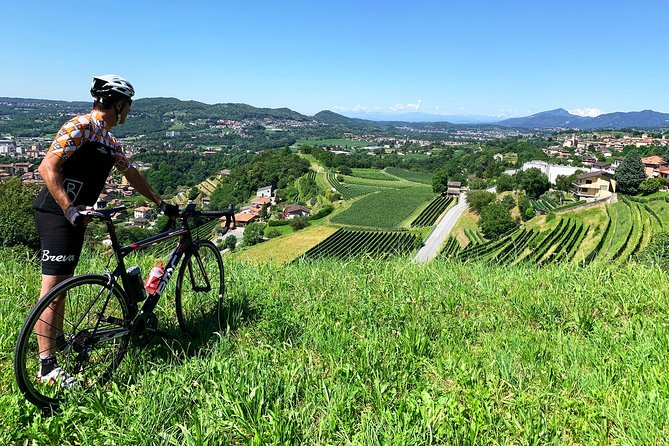 E-Bike Tour Lake Como and Swiss Vineyards - The Ride Back: Lungolago Return and Baradello Castle Context