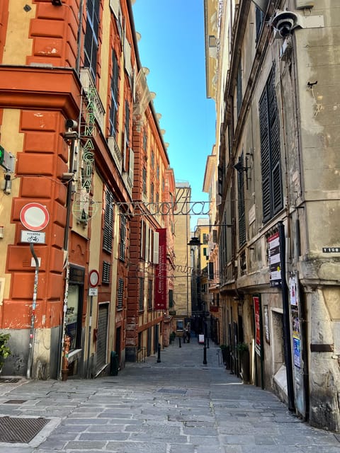 From Milan: Best of Genoa with Private Cruise to Portofino - Santa Margherita Ligure Stop and Boarding the Private Cruise to Portofino
