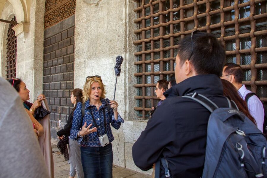 From Milan: Day Trip to Venice with Guided City Tour - Lagoon Boat Ride: Seeing Venice Like a Local Sea City