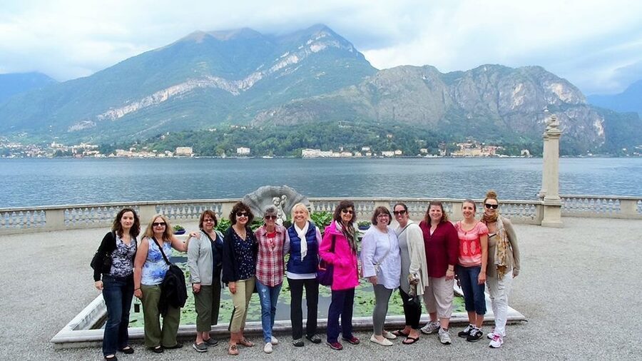 From Milan: Lake Como Walking Tour and Cruise - From Milan Cadorna to Como by train, then straight into the day