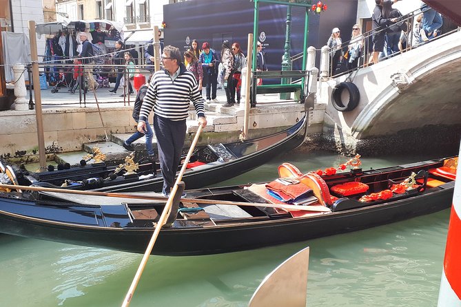 From Milan: Venice Full-Day Guided Tour With Boat Ride - St Mark’s Square and Rialto in one big, guided sweep