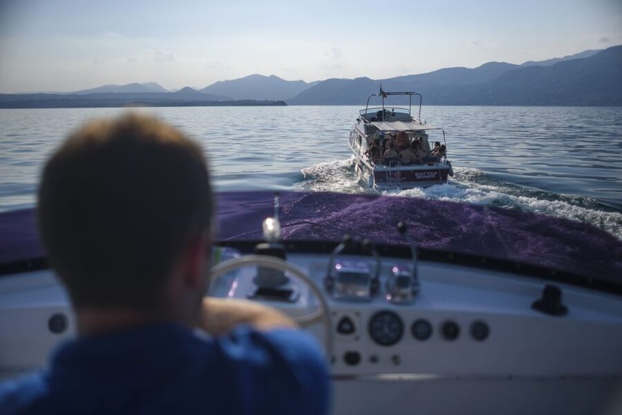 From Peschiera: Garda East Coast Cruise to Sirmione - Getting set in Peschiera del Garda (and why timing matters)
