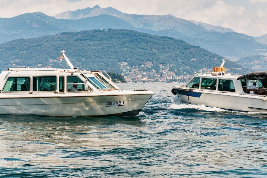 From Stresa: 2 Borromean Islands Hop-on Hop-off Boat Tour - How the Hop-On Hop-Off Works on a Modern Boat