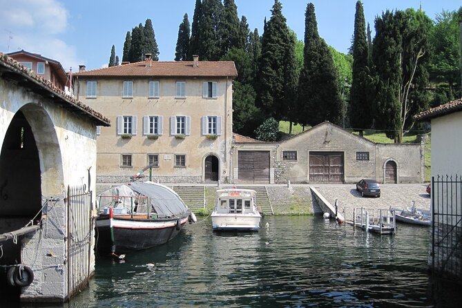 Full-Day Small-Group Bellagio and Villa Balbianello Tour with Lunch - Loppia And The Lucie Fishing Boats: A Photo Stop That Means Something