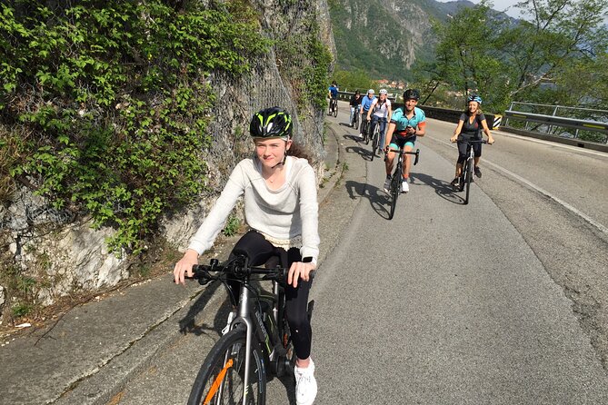 Group Bike Tour: Onno & Ghisallino (E-bikes and Road bikes) - Traditional Italian lunch to cap it off