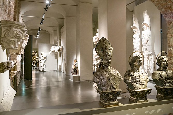 Inside Milan’s Duomo: Cathedral Tour with Optional Rooftop - Why This Duomo Tour Works in Real Life