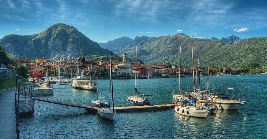 Lago Maggiore: 3 Borromean Islands Boat from Feriolo - Isola dei Pescatori: the fishermens island for strolling and shopping
