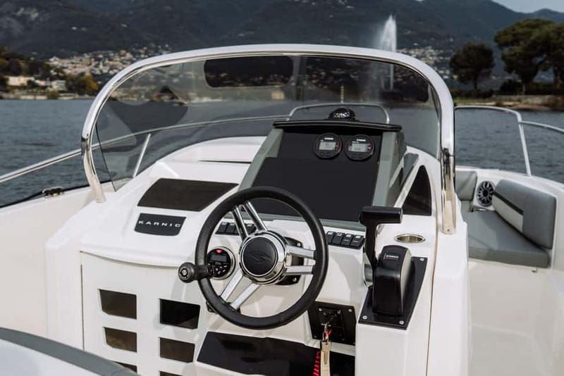 Lake Como: 2h Shared Boat Tour with Wine Tasting - Wine or prosecco tasting that feels like a real break